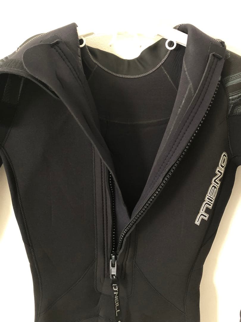 良品 O'Neill オニール フルスーツ 長袖長ズボン M ブラック 日本製