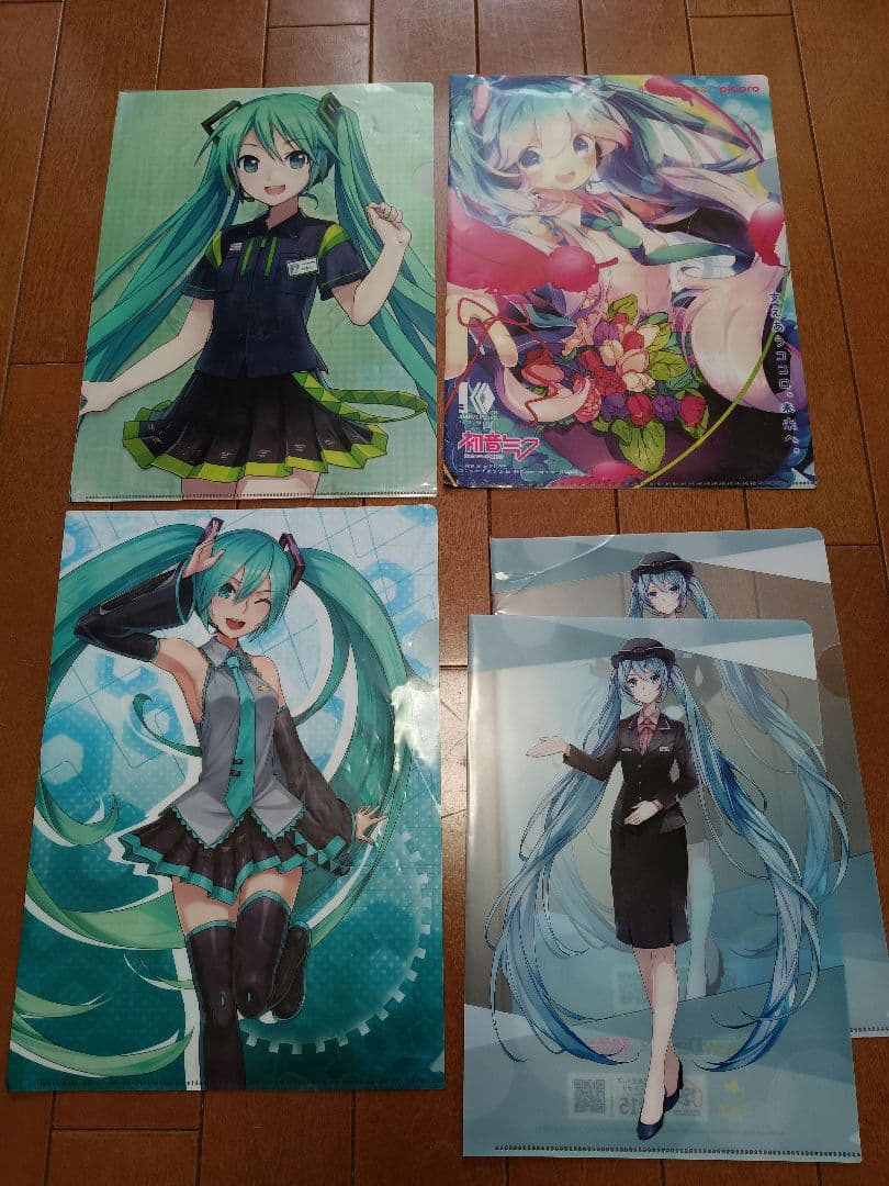 初音ミク フィギュア バッジ ポストカード セット