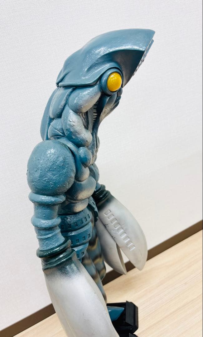 BANDAI バンダイ 特大 バルタン星人 ソフビ 怪獣　円谷プロ 訳アリ