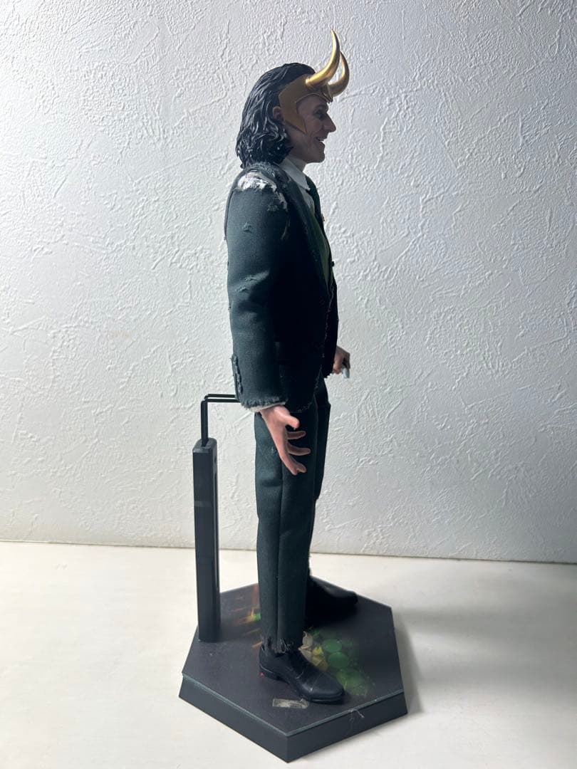 ホットトイズ TMS066 ロキ大統領 President Loki 1/6