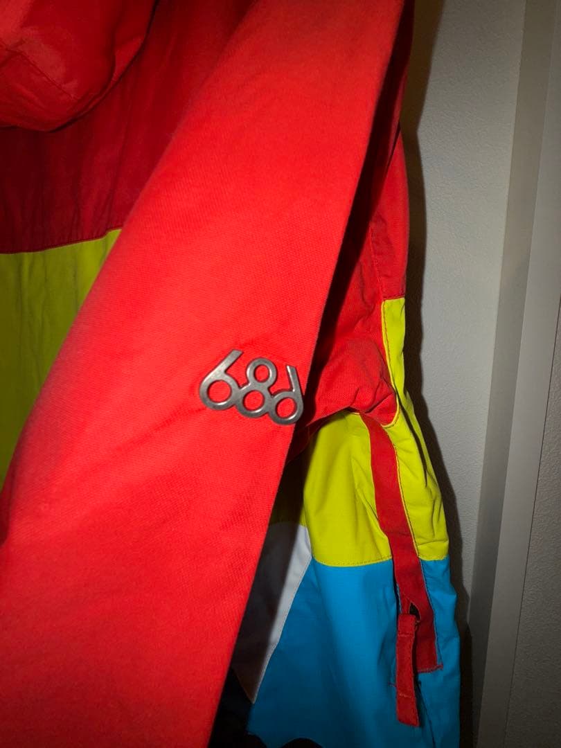 【目立つこと間違い無し！】686 スノーボードウェア上下セット