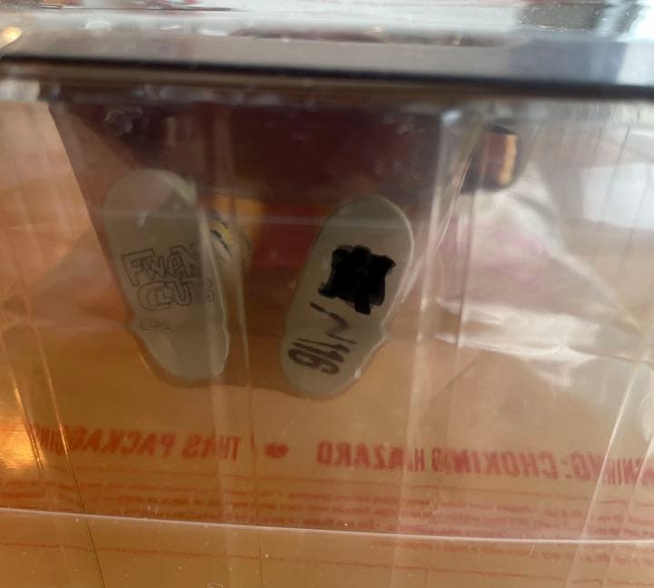 fwenclub ストレンジャーシングス futura フィギュア＆Tシャツ