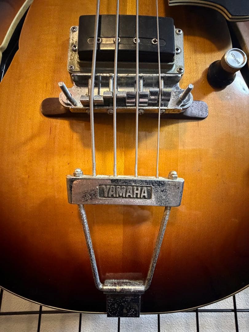 希少　YAMAHA エレキベース SA-70 セミアコタイプ　本体のみ　ジャンク