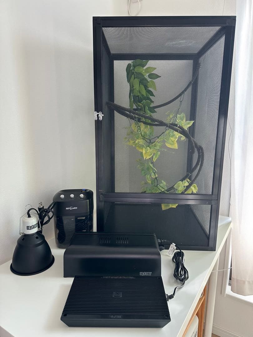 爬虫類　カメレオン　飼育　5点セット　ケージ　UVライト ヒーティングトップ