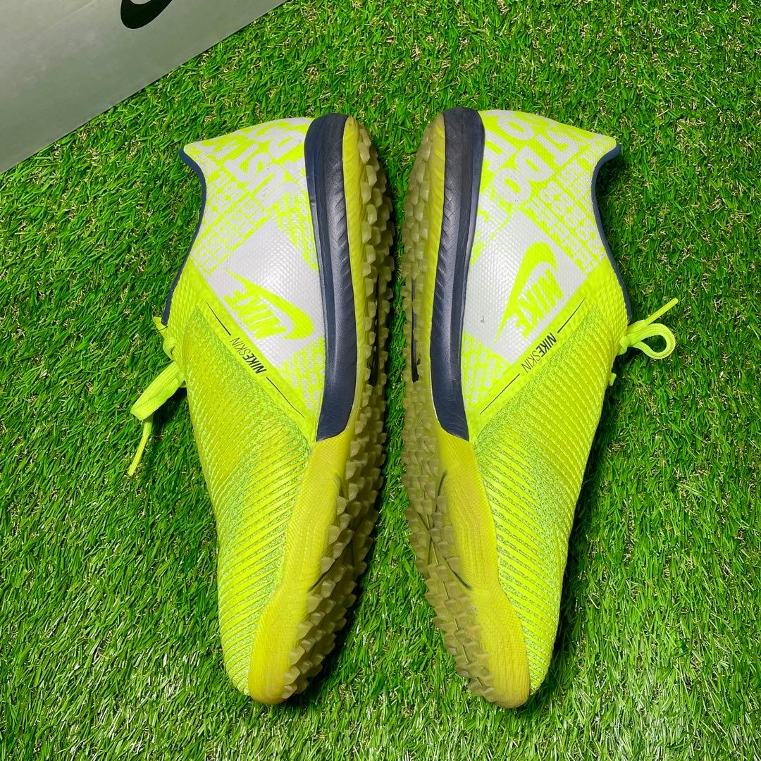 ナイキ ファントム ヴェノム プロ TF 27.5cm