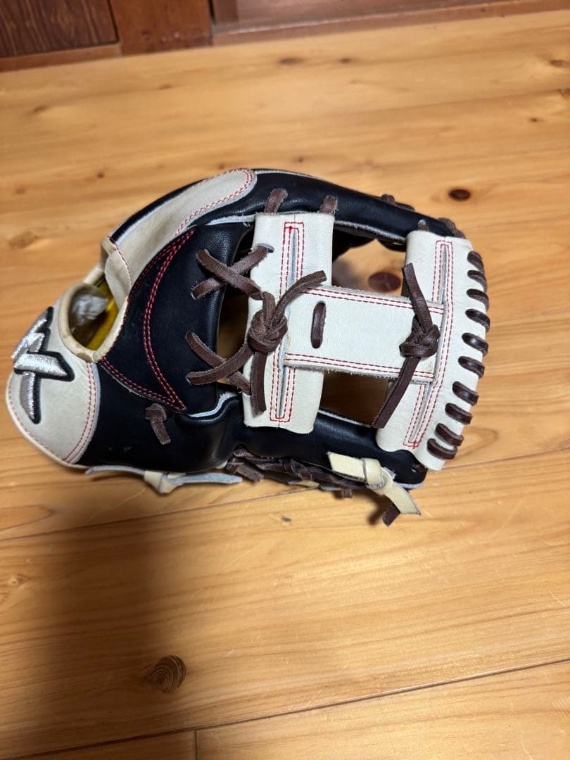軟式内野手用グローブ