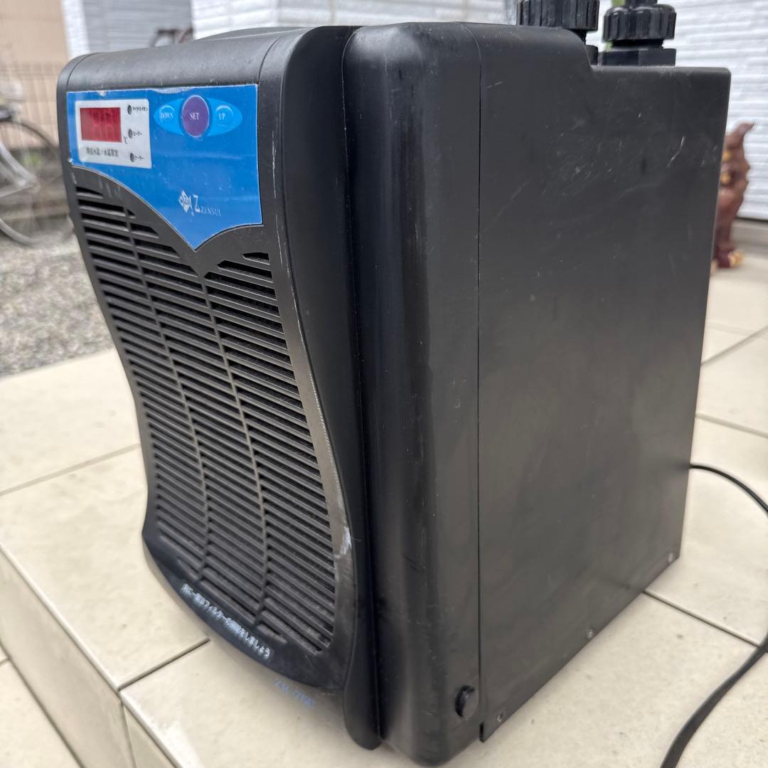 冷却機能付きクーラー 黒