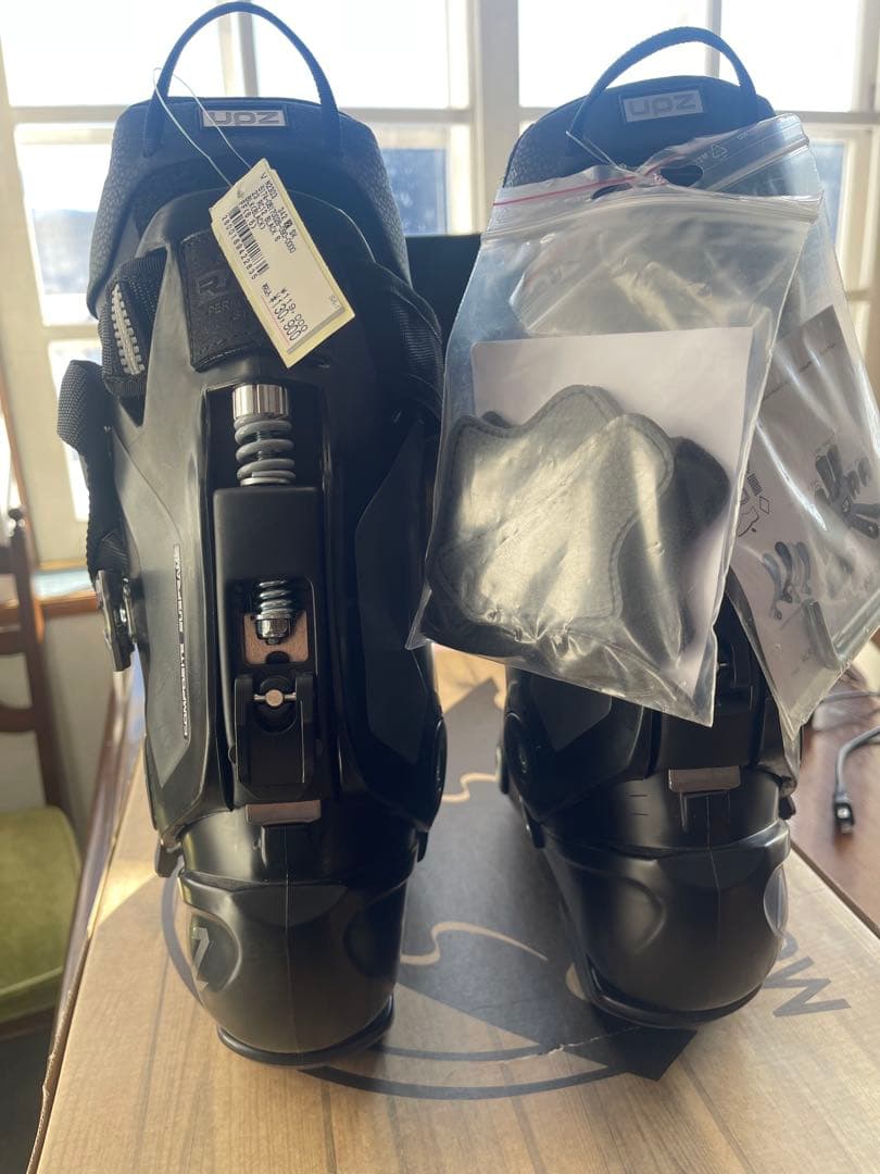 UPZ RC12 24-25 ハードブーツ アルペン 25.5cm