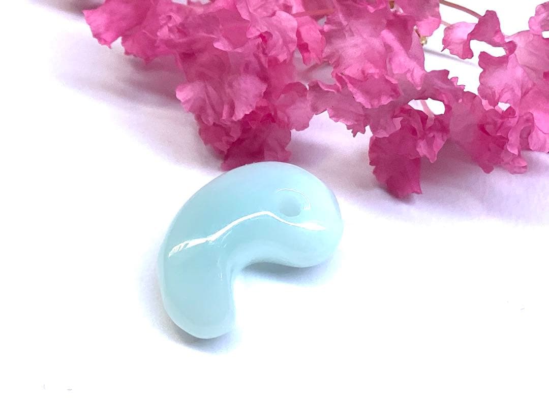 ✳希少*アイスラリマー　★氷‼️ 女性の方 お身近の守護石に　機械鑑別書付の本物‼️