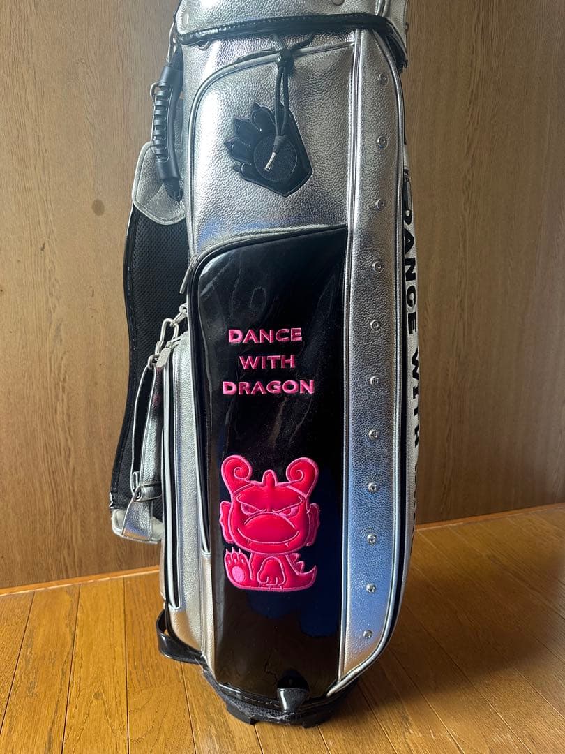 HELLO KITTY DANCE WITH DRAGON ゴルフバッグ