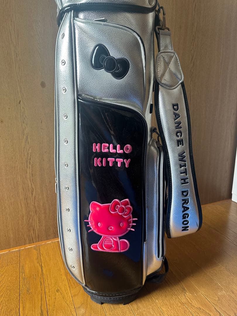 HELLO KITTY DANCE WITH DRAGON ゴルフバッグ