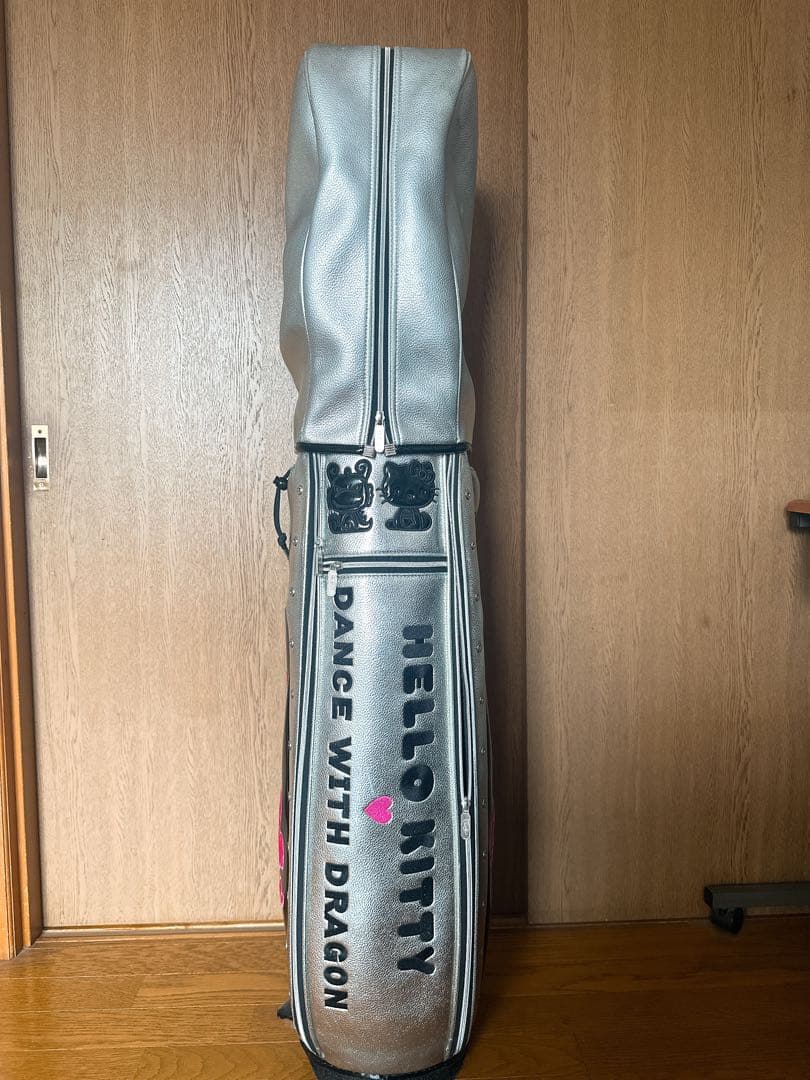 HELLO KITTY DANCE WITH DRAGON ゴルフバッグ