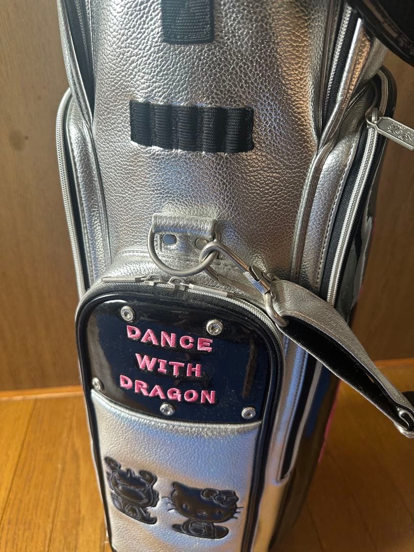 HELLO KITTY DANCE WITH DRAGON ゴルフバッグ