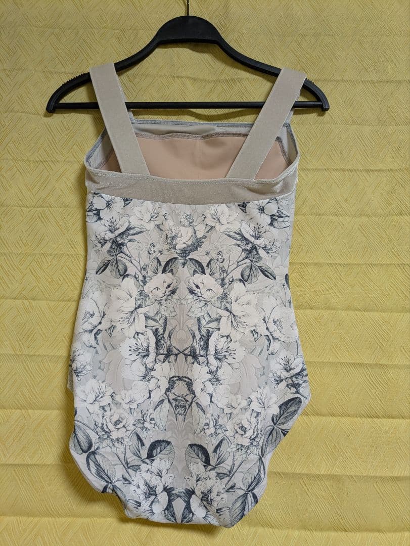 unoa ウノア　レオタード　L　新品　PeoMeow ホワイトドリーミング