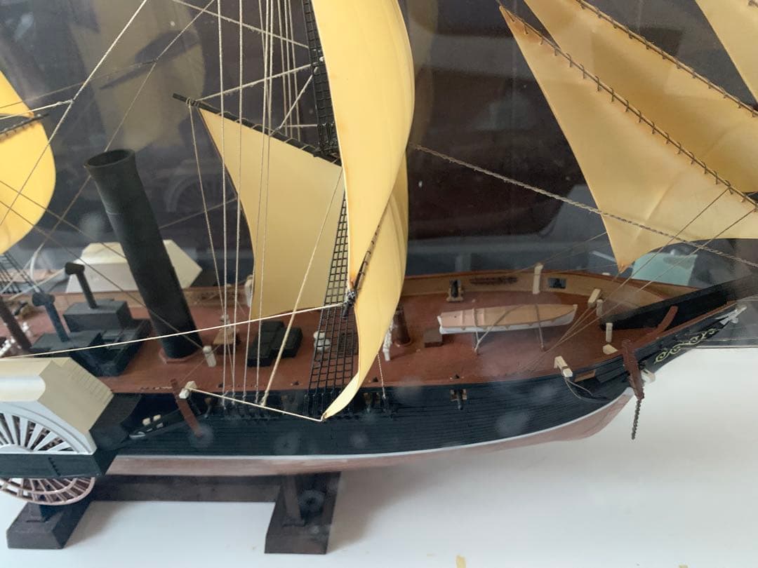 帆船模型　黒船　サスケハナ号　アクリルケース付き 香川まで取りに来てもらえる方