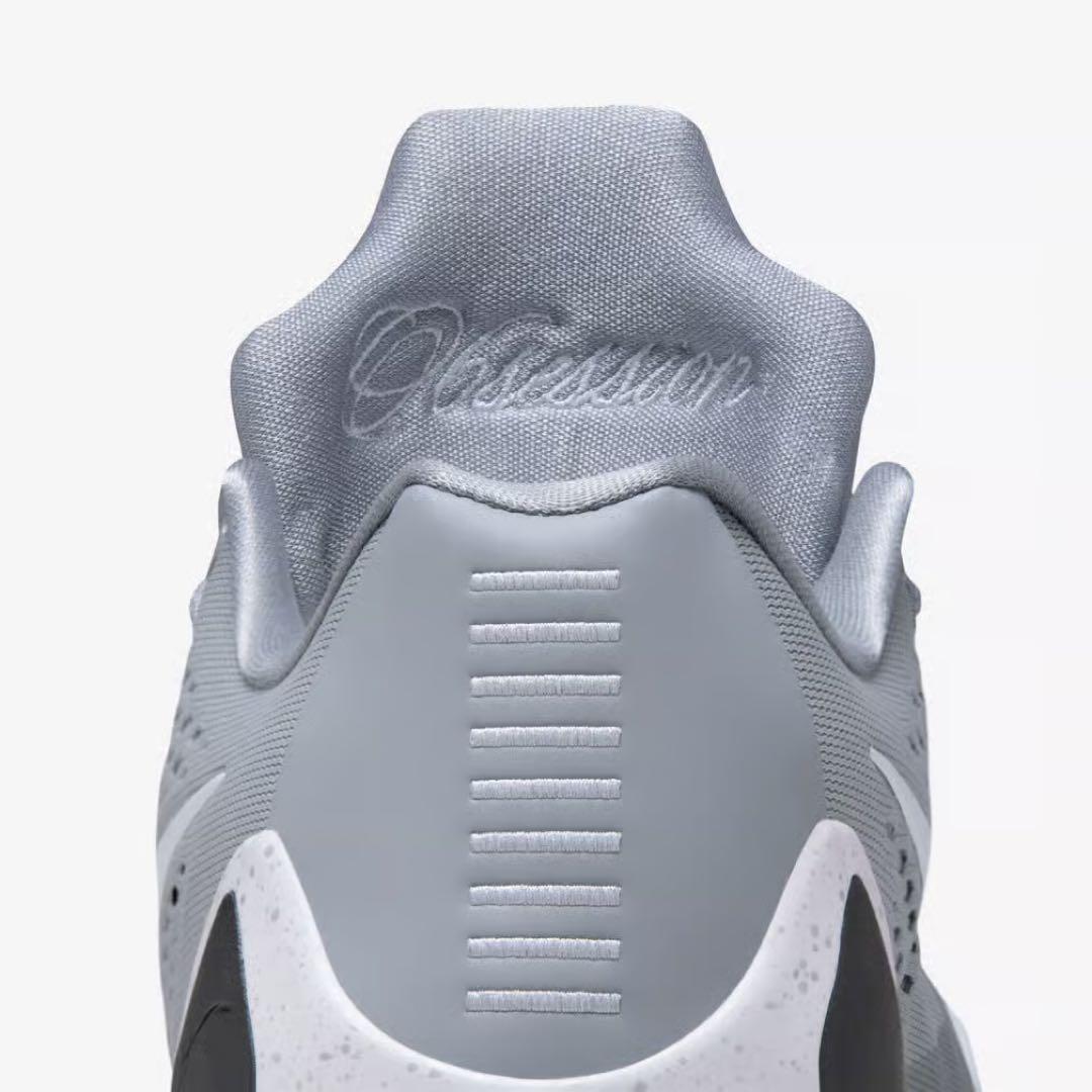 Nike Kobe 9 グレー