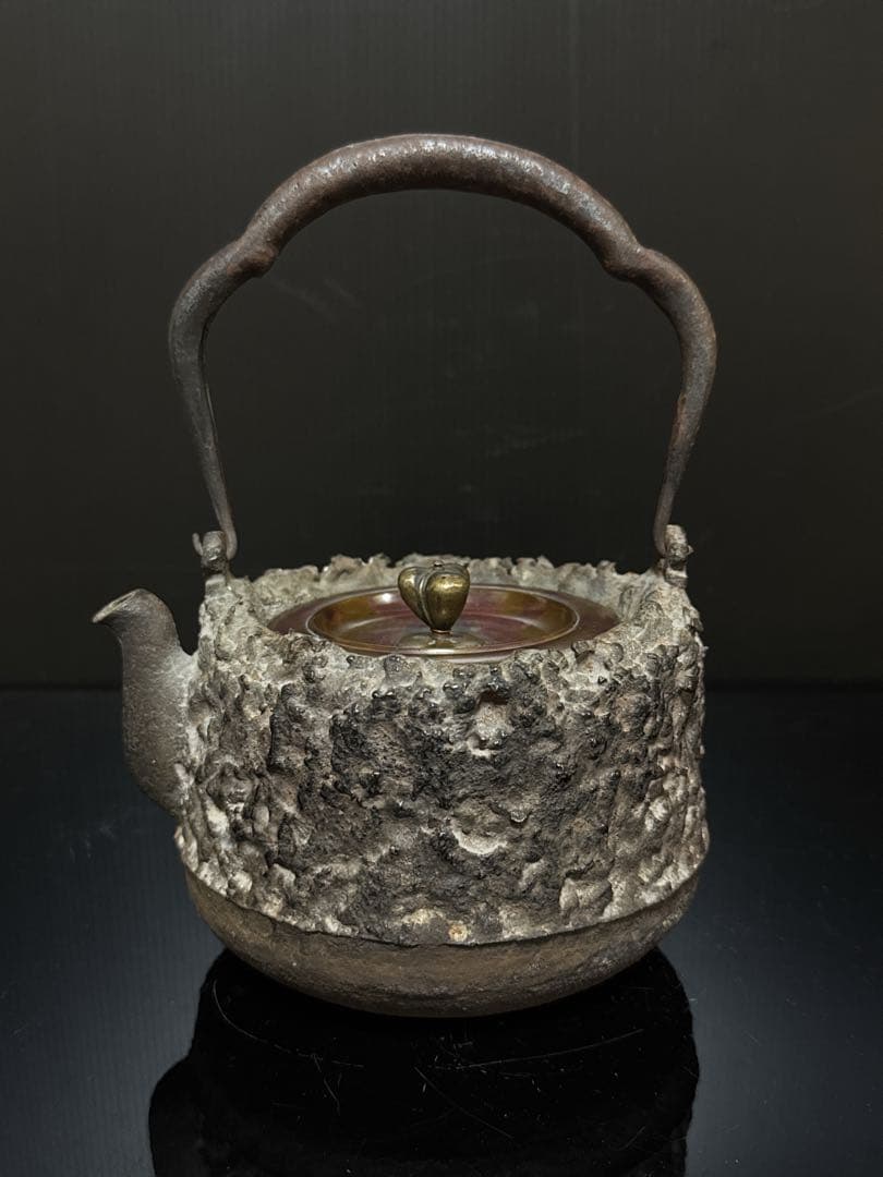 龍文堂 安之介 造 道安形 提手銀象嵌 斑紫銅蓋 鉄瓶 共箱付 茶道具