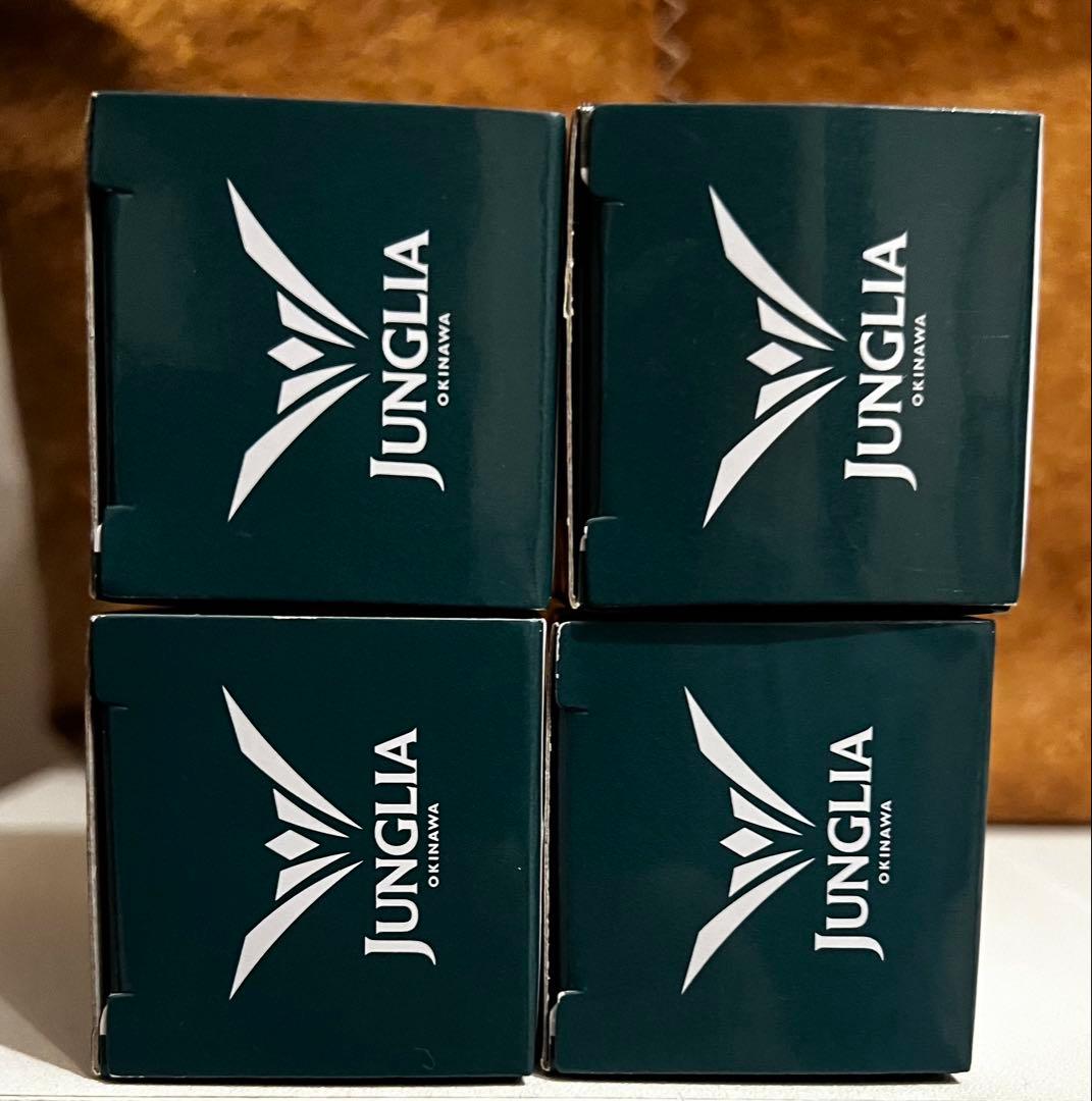 トミカ 　ジャングリア　限定　いすゞ　ギガ　 4セット　新品未開封品