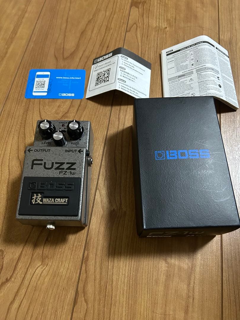 BOSS Fuzz FZ-1W ギターエフェクター
