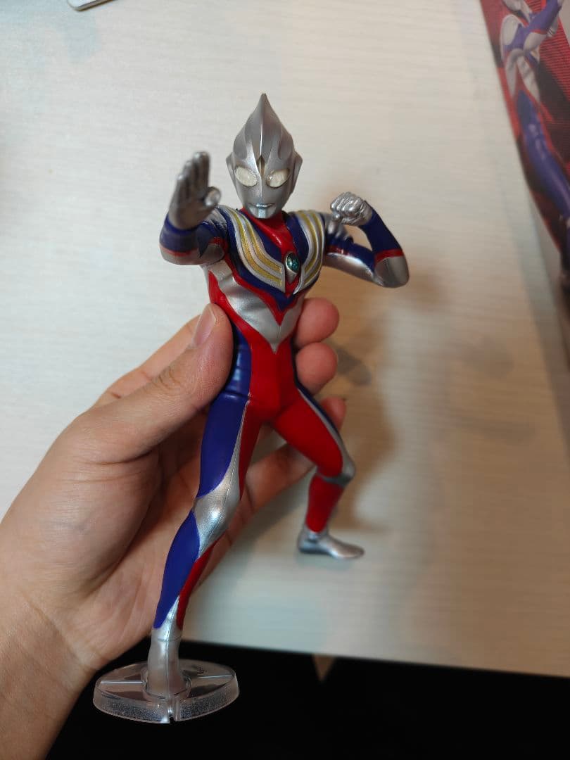 英雄勇像 ウルトラマンティガ マルチタイプ 一番くじ B賞ウルトラマンベリアル