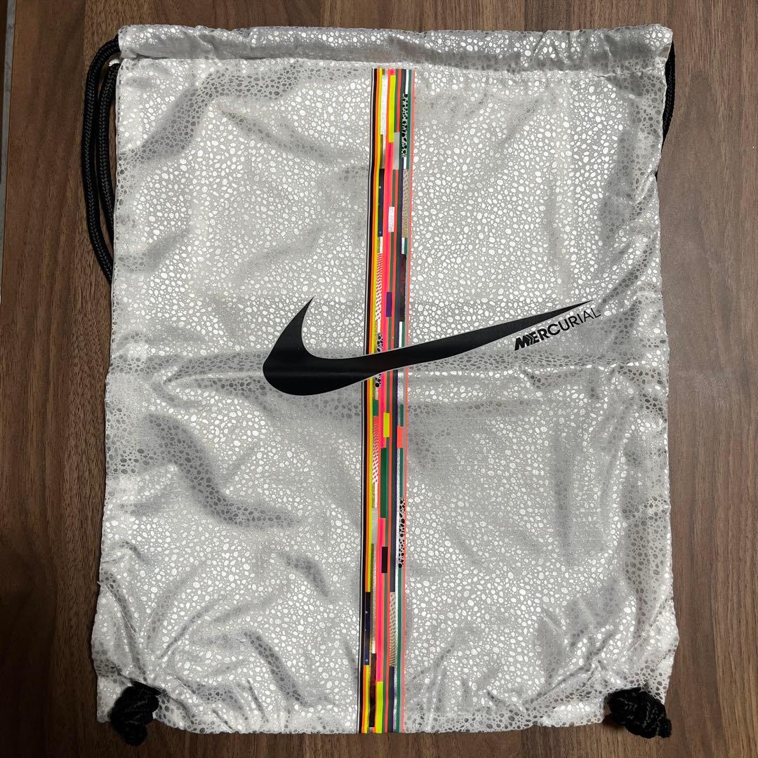 NIKEマーキュリアルスーパーフライ