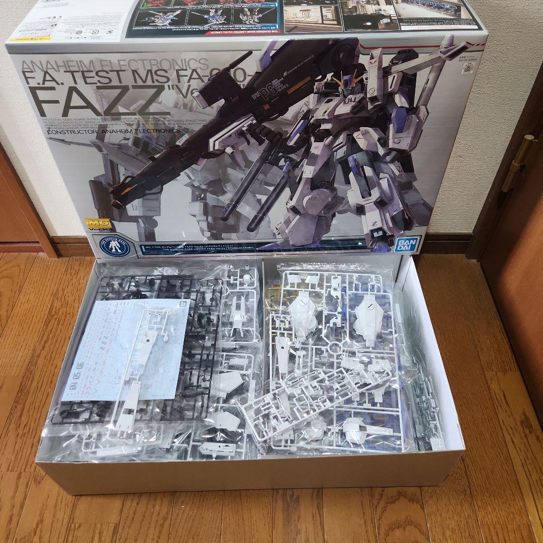 MG ガンダムベース限定 FAZZ Ver.Ka チタニウムフィニッシュ