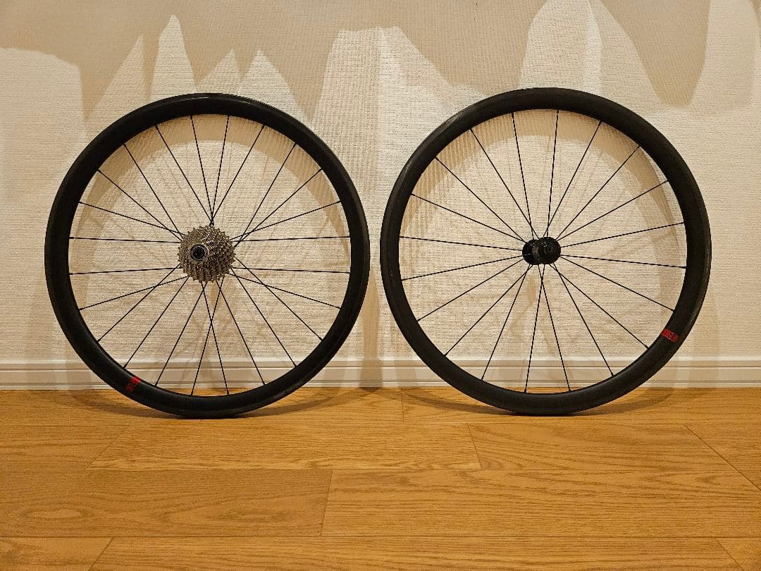 b*y様 【カーボンホイール】BLACK LYCAON.NEO