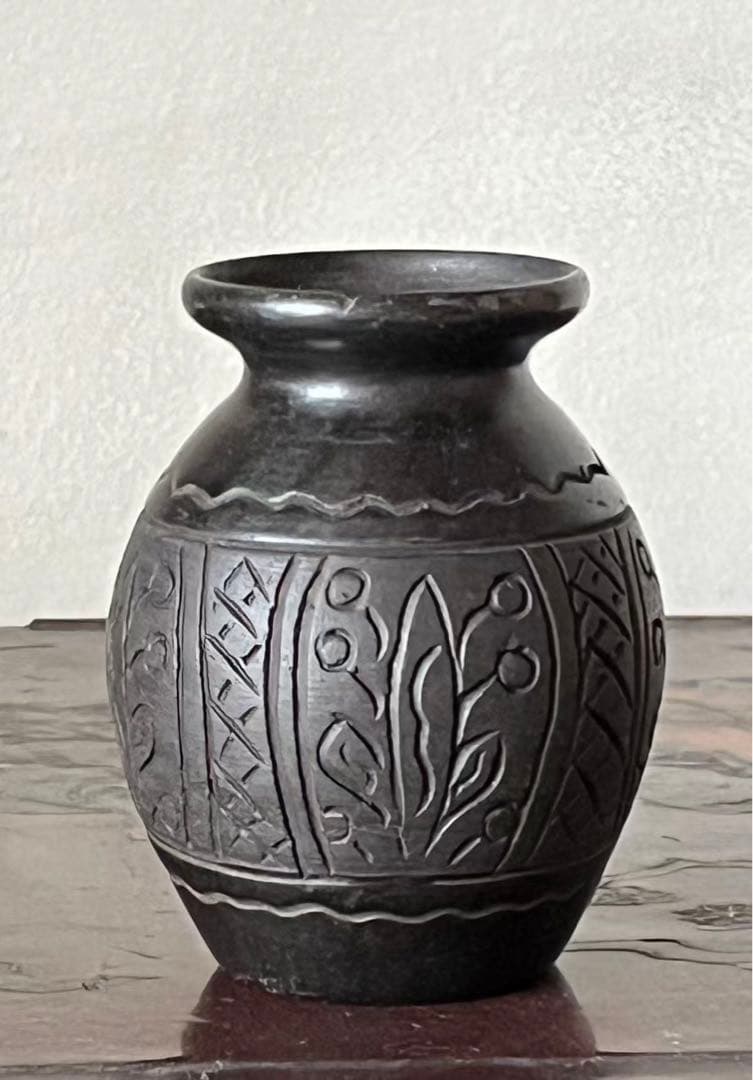 琉球？古典焼　小壺　古民芸　アンティーク　骨董