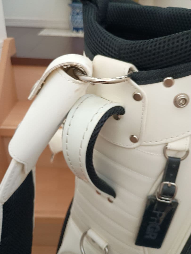 PRGR ホワイト キャディバッグ ヘッドカバー付き