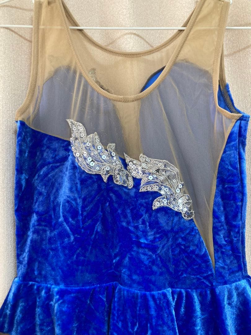 バトントワリング衣装