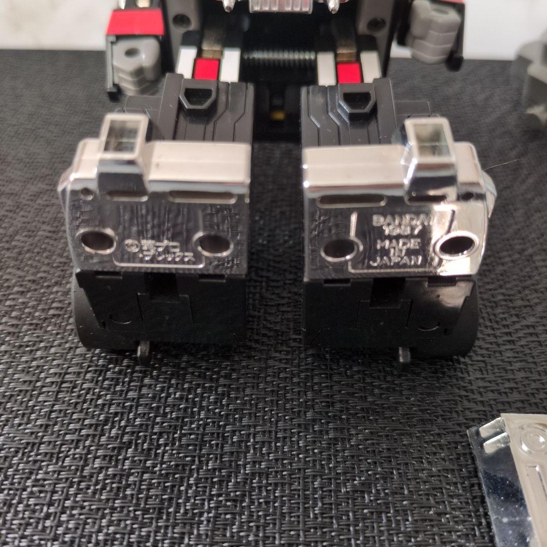 バンダイ　クロノスの大逆襲　プロトラックレーサー　マシンロボ【レア・レトロ】