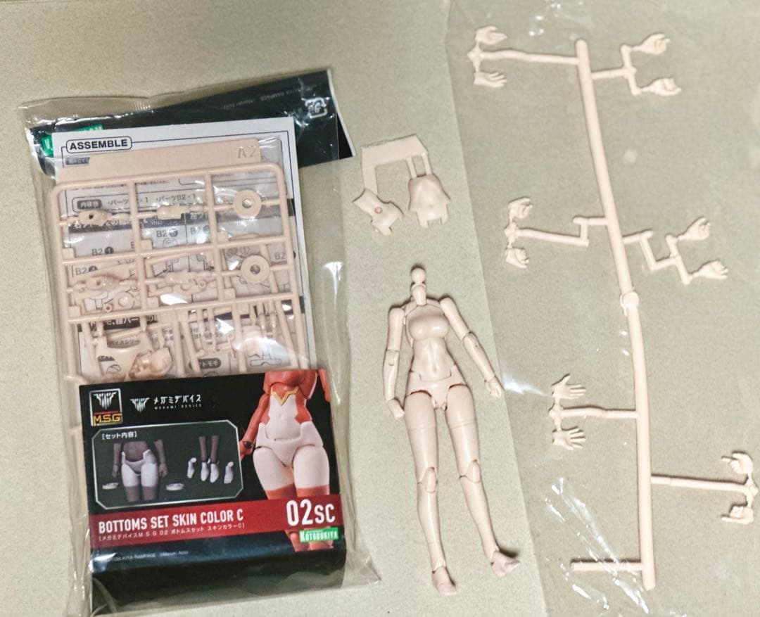 こ*ん様 メガミデバイス 白面金毛 (一部開封済)+特典＆スキンカラーC肌素体と