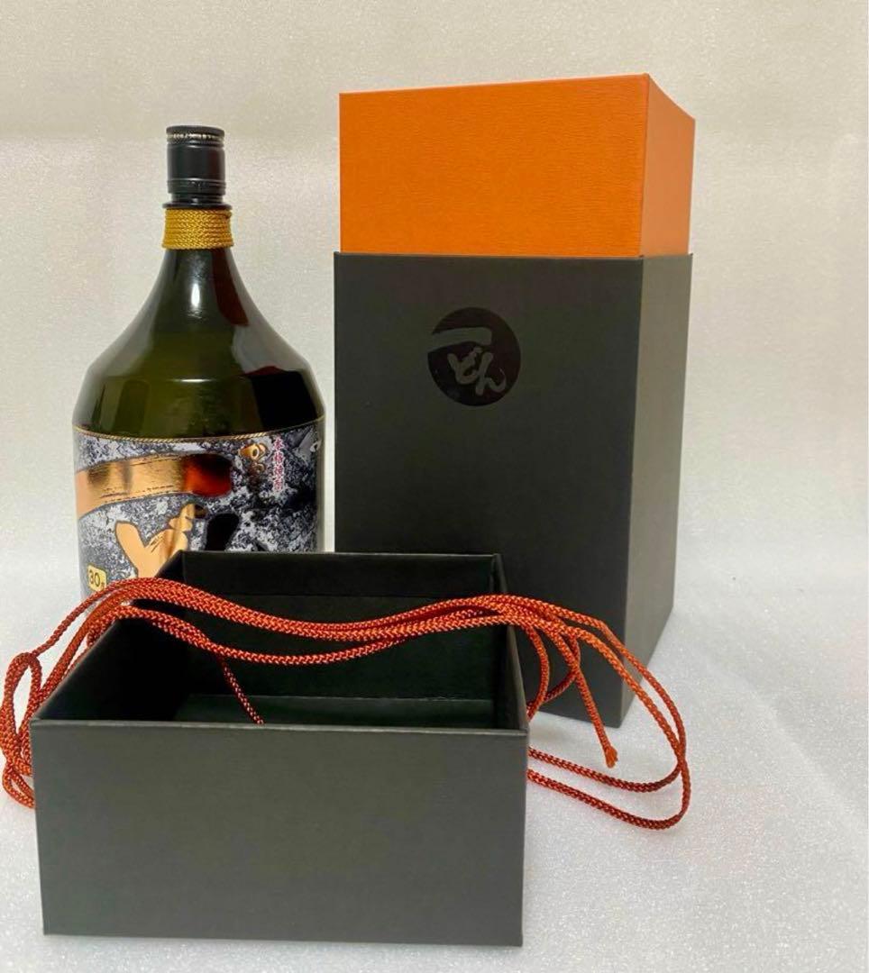 【希少品】一どん化粧箱付1800ml 金ラベル　　　　　村尾　森伊蔵　魔王