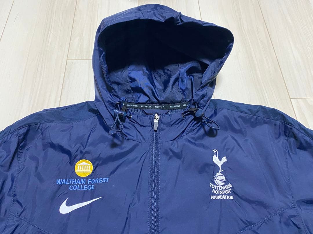 ナイキ製 トッテナム・ホットスパー × ウォルサムフォレストカレッジ ウエア M