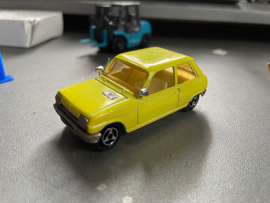 マジョレット　ルノー5