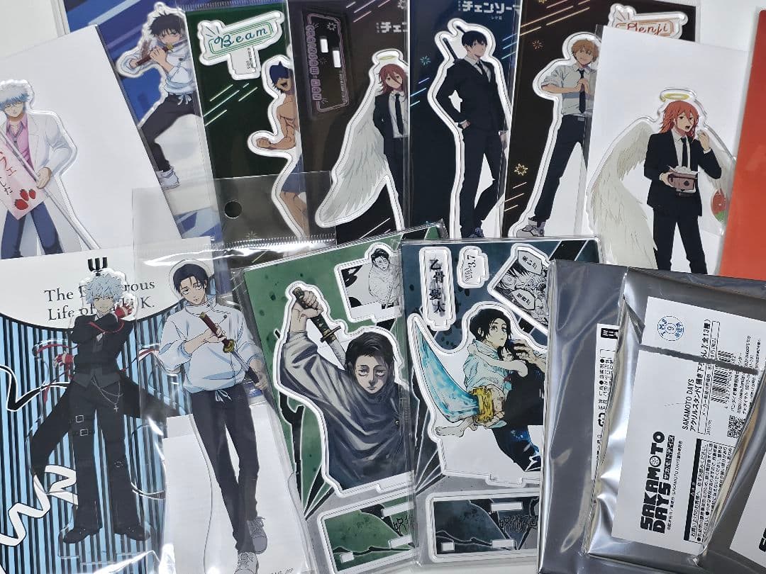 ノンジャンル 少年ジャンプ グッズ まとめ売り ２５０個以上 120サイズ