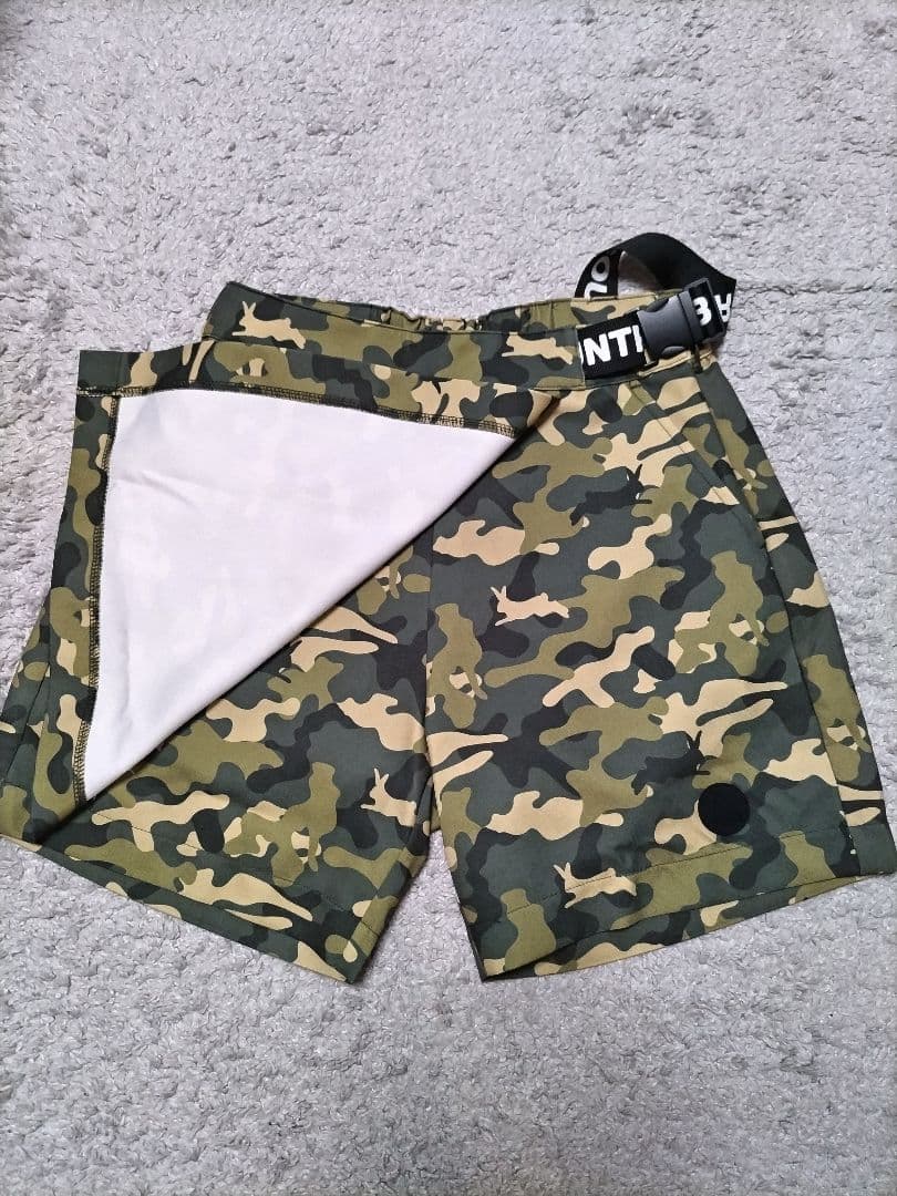 新品　FR2 ゴルフ セットアップ　ポロシャツ＆パンツ スカート　カモフラ柄