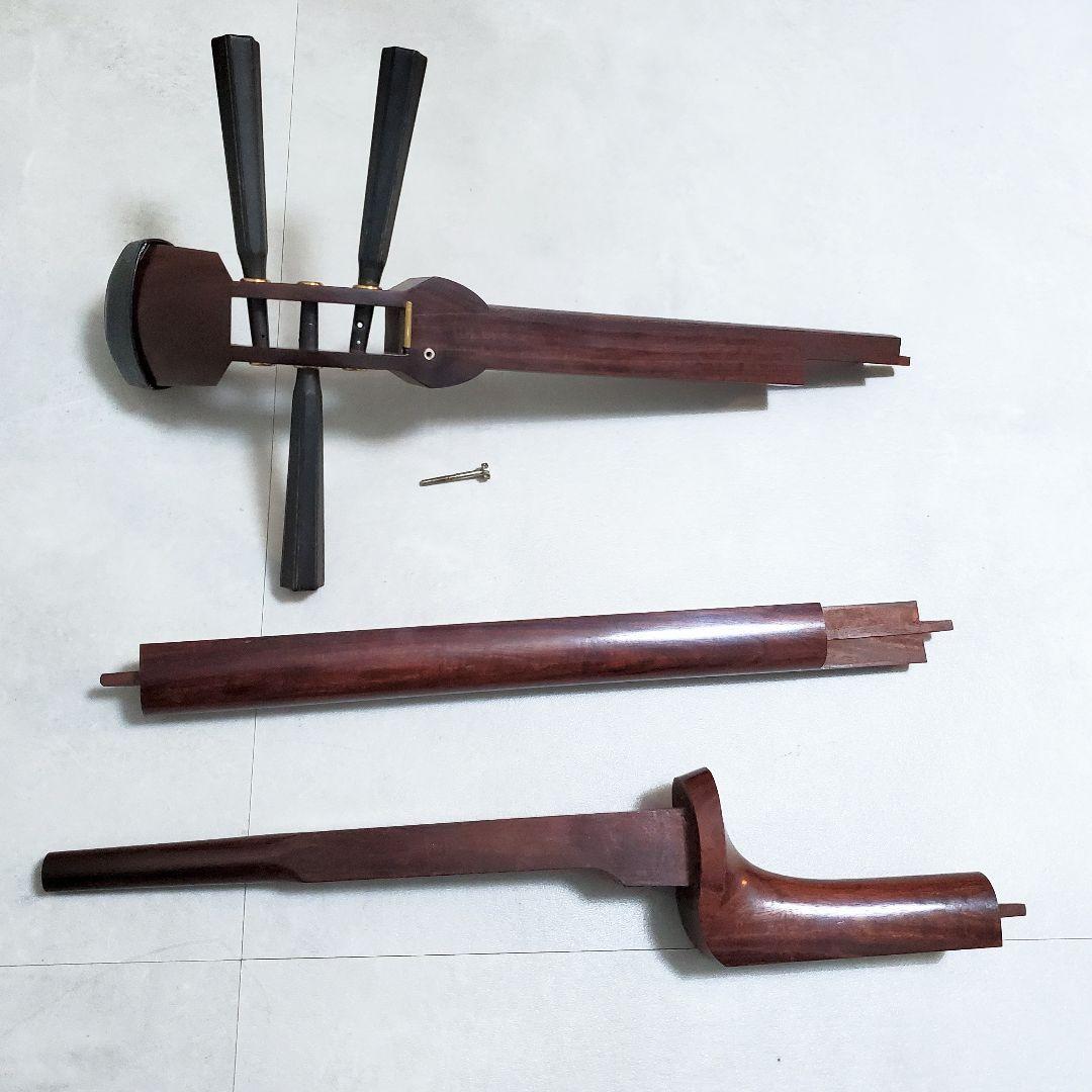 希少✨️美品/三味線　紅木トチ　中棹　東さわり　1本溝　破れあり　ハードケース