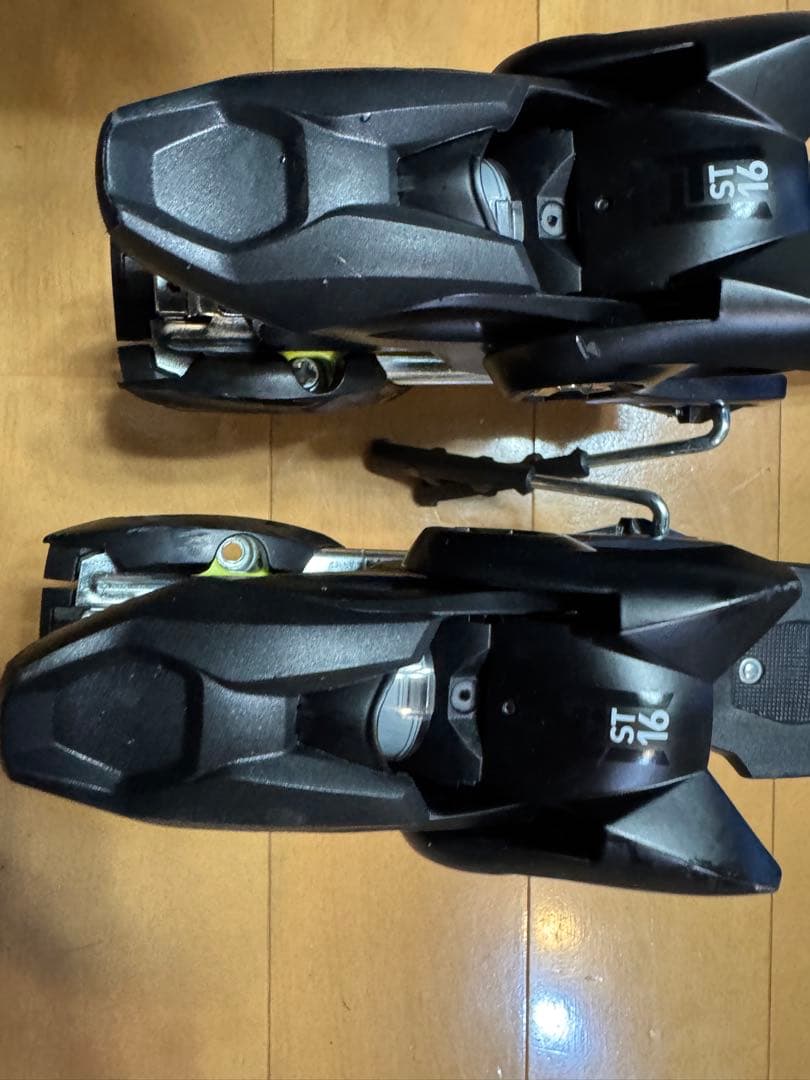 Free Flex ST 16 スキー ビンディング