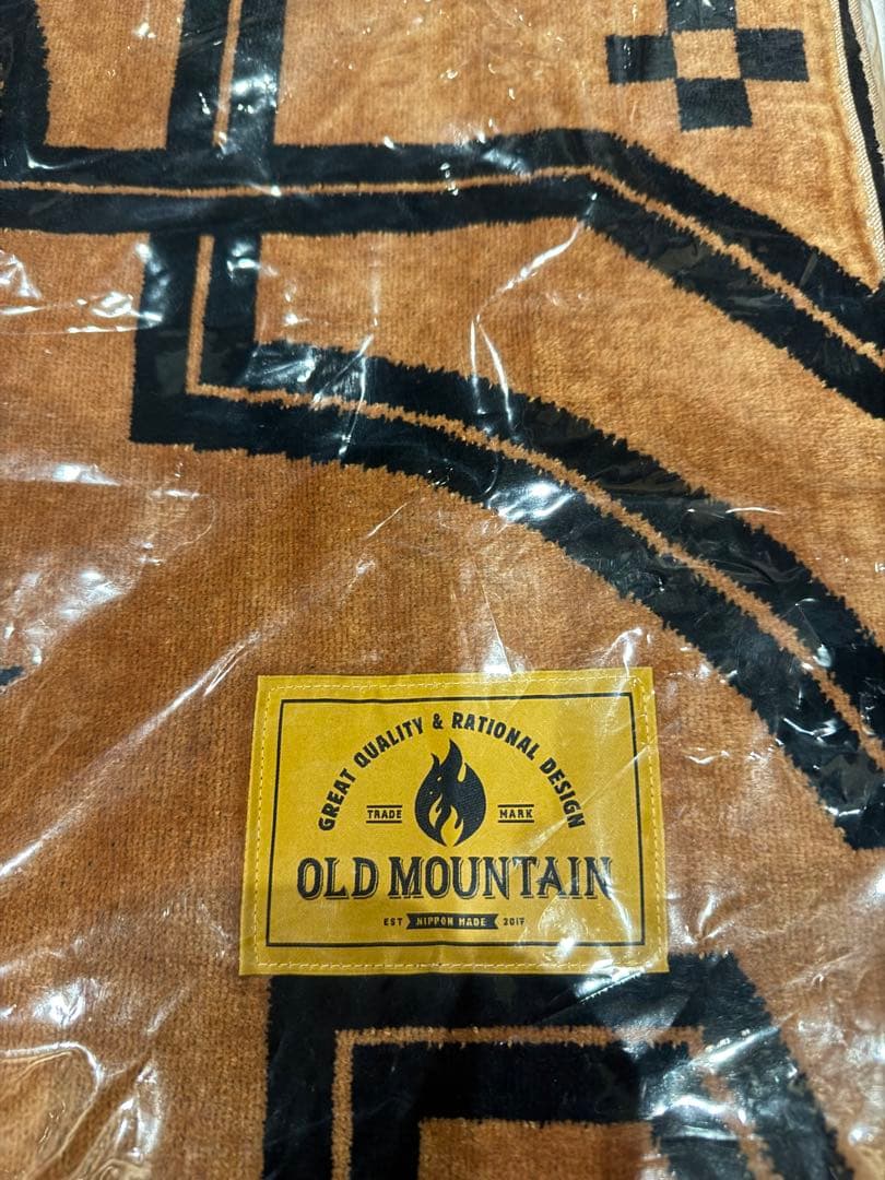 オールドマウンテン　kakemono カケモノ　キャメル