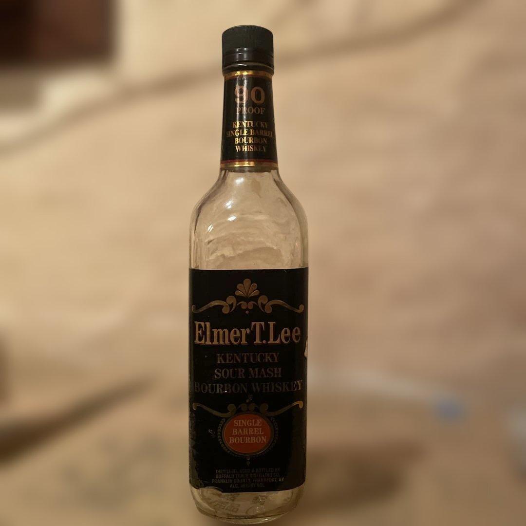 激レア、バーボン、空瓶