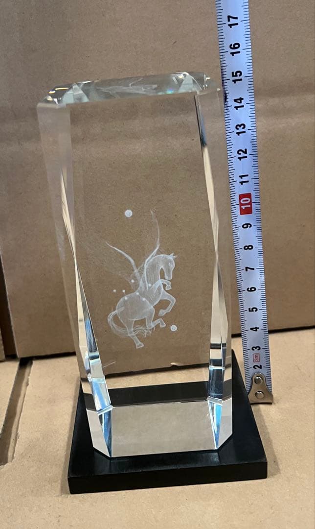 クリスタルユニコーンの置物