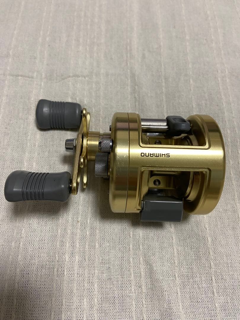 シマノ カルカッタXT 201 ？