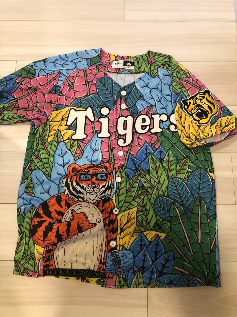 阪神タイガース　限定ユニフォーム