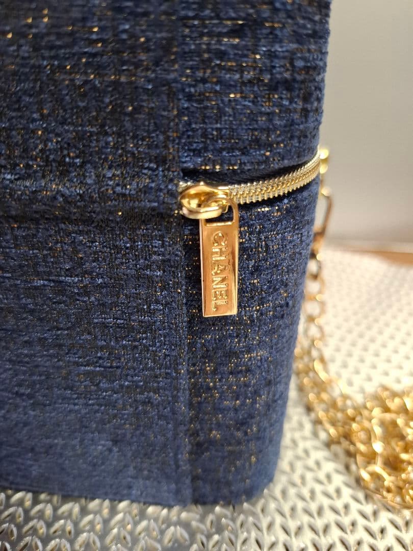 限定セール‼️CHANEL BEAUTE バニティポーチバニティバッグノベルティ