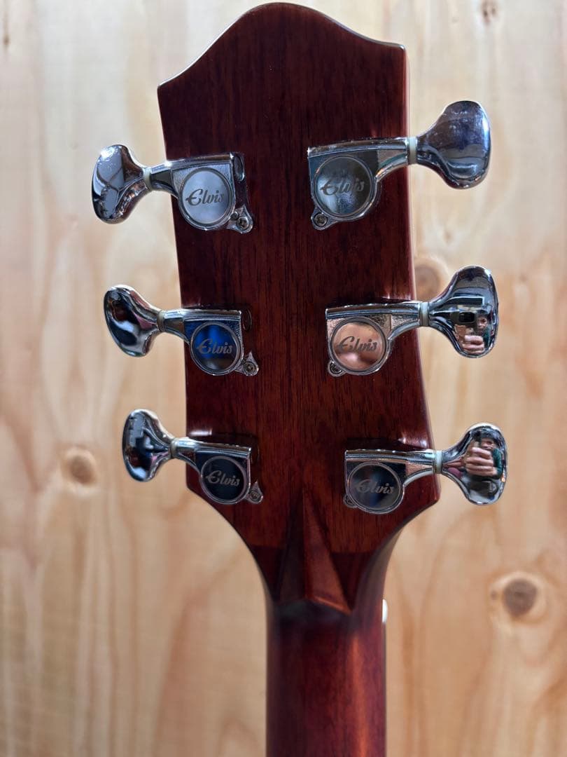 オールマホガニートップ単板/Elvis Ⅱ 未使用に近い状態です！