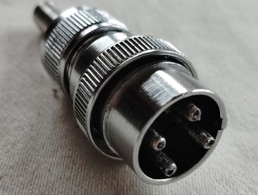 アンフェノール 91-MC4M 4-pin ビンテージマイクコネクター 中古