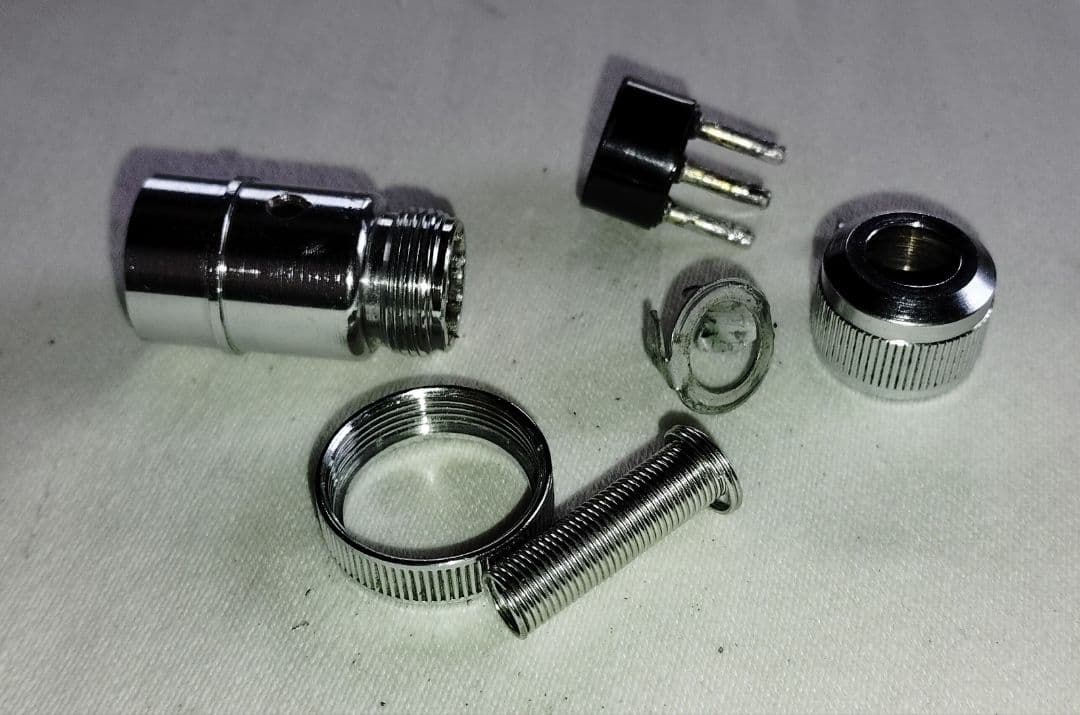 アンフェノール 91-MC4M 4-pin ビンテージマイクコネクター 中古