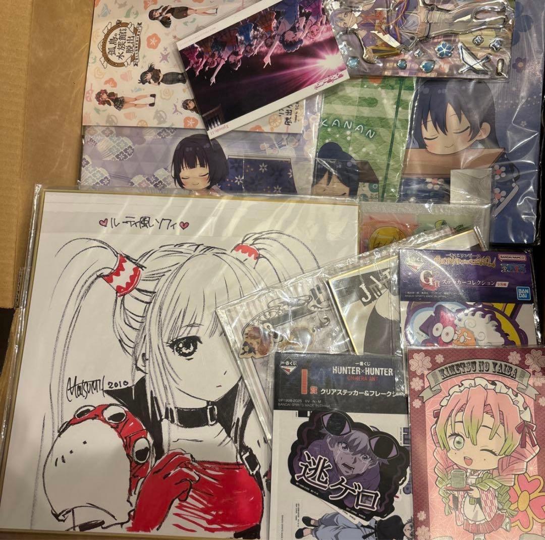 鬼滅の刃 ワンピース　ラブライブ アニメグッズ　まとめ売り 大量　1500点以上