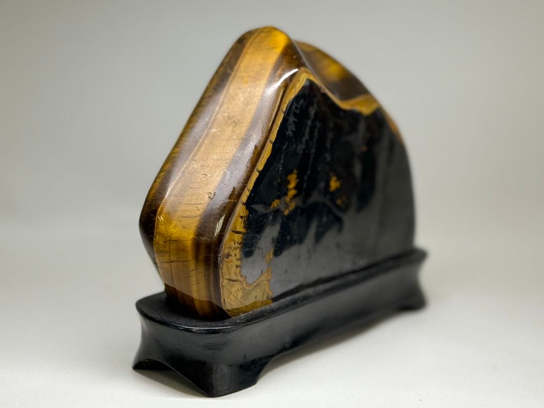 N 鑑賞品 美品 虎目石飾台付 1.4kg 宝石